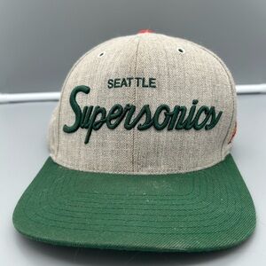 Mitchell & Ness Supersonics Cap with Green Visor